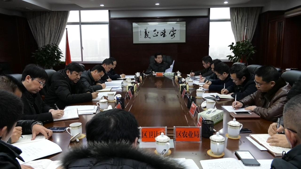 党务公开栏，心灵与自然的交融之旅