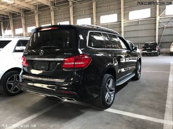 奔驰GLS500豪华SUV报价与时代地位揭秘